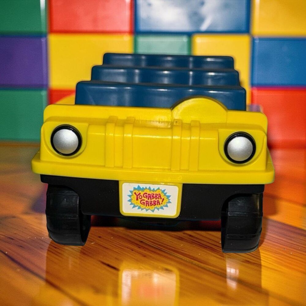 2008 Spin Masters YO GABBA GABBA Tour Buggy Vehicle Car Bus